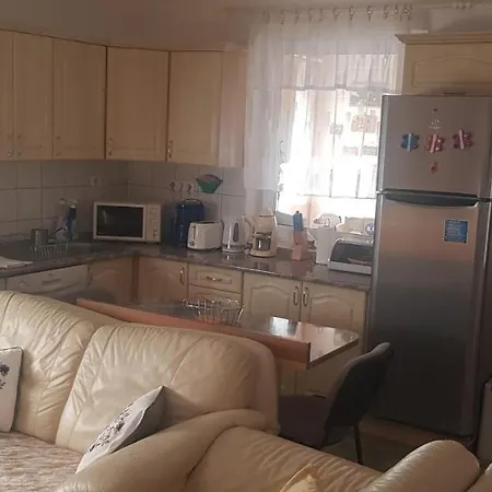 Harmonia Vendeghaz Apartment *